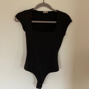 Square neck, body suit
